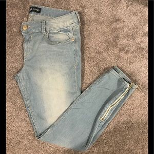 Express ankle jeans